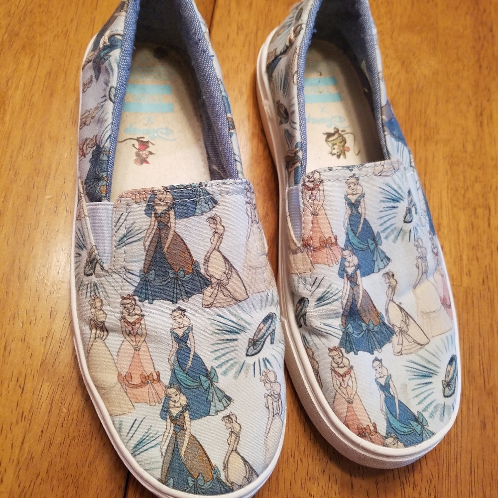 Cinderella Toms